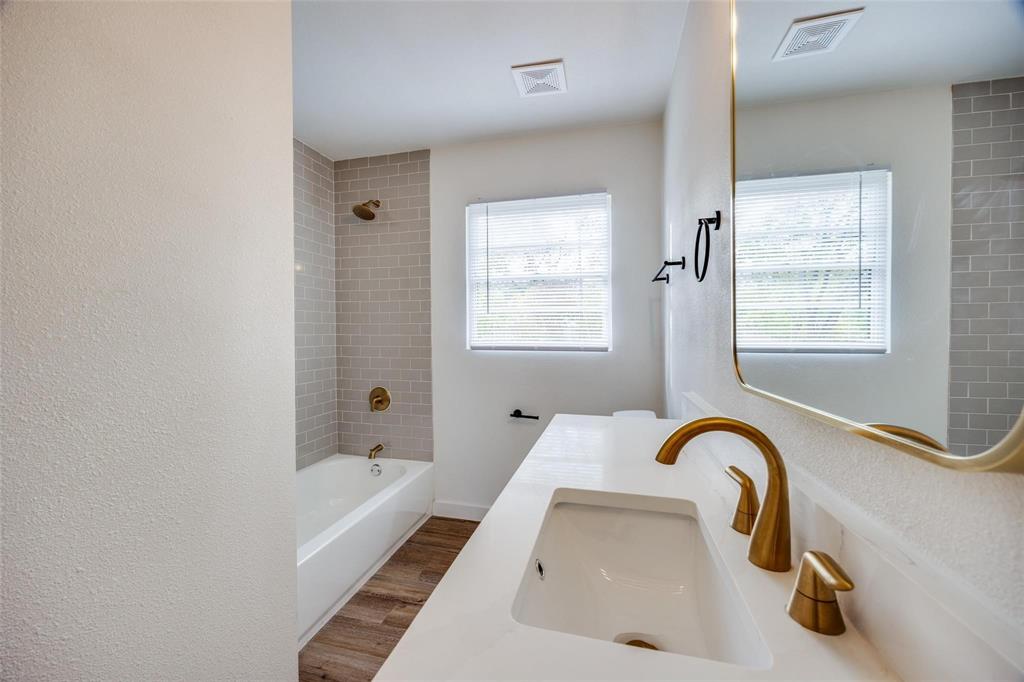 2718 Barnes Bridge Road Dallas, TX 75228 - Photo 9 of 12
