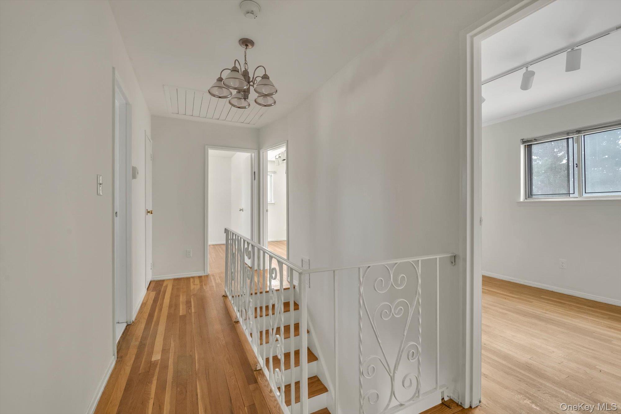 23 Madison Avenue Jericho, NY 11753 - Photo 16 of 29