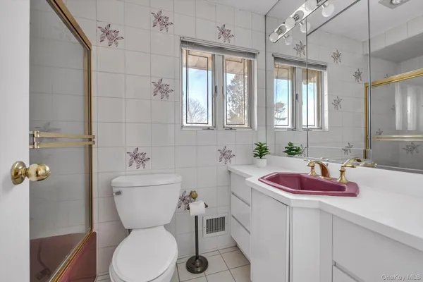 $1,198,000 | 23 Madison Avenue, Jericho, NY 11753