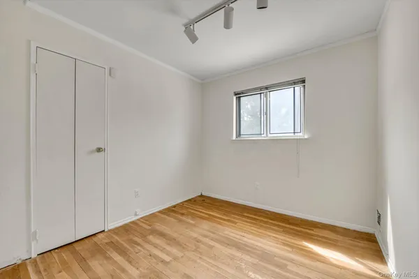 $1,198,000 | 23 Madison Avenue, Jericho, NY 11753