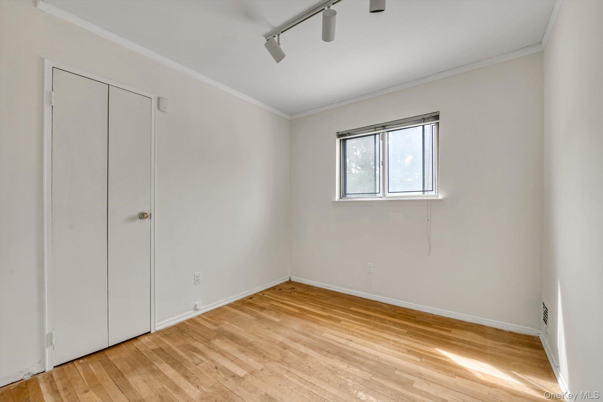 23 Madison Avenue Jericho, NY 11753 - Photo 20 of 29 Bedroom #3