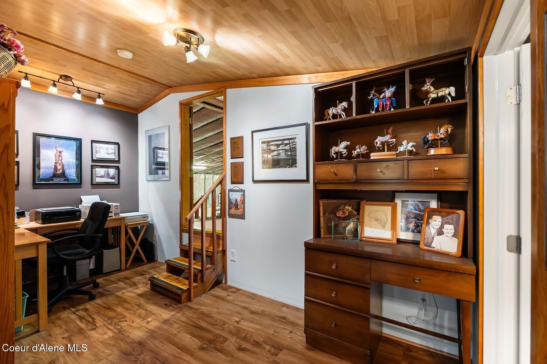 446 Hummingbird Drive Sandpoint, ID 83864 - Photo 63 of 95 office