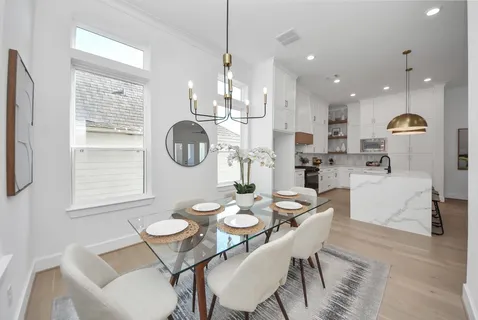 $570,000 | 925 Fisher Street, Unit E, Houston, TX 77018