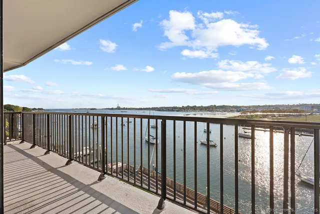 $4,000 | 100 Seaview Avenue, Unit 4H, Norwalk, CT 06855