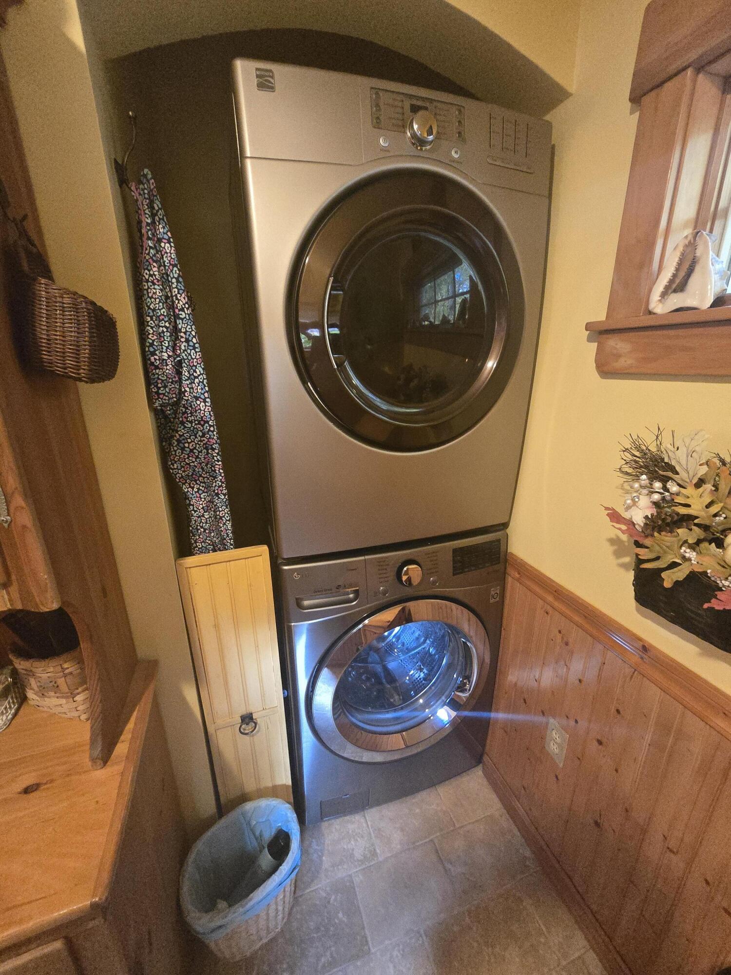 402 Stanhope Mill Road Lincoln, ME 04457 - Photo 27 of 65 20241016_141655