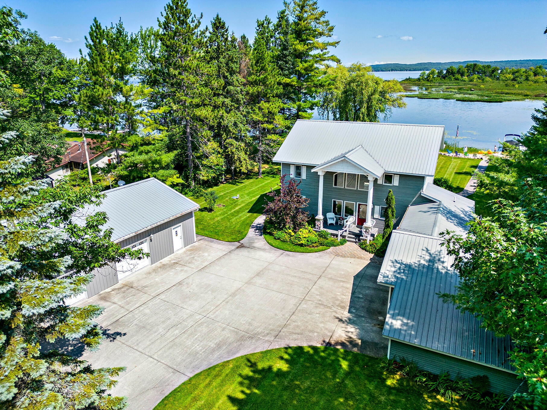 1114 North Black River Road Cheboygan, MI 49721 - Photo 10 of 63 Gallery Image 10