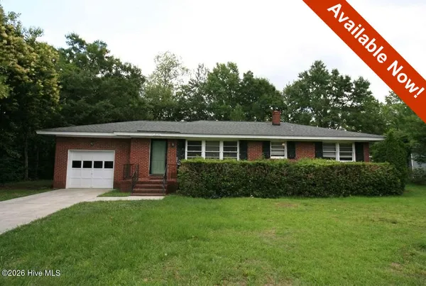 $1,950 | 214 Huntington Road, Wilmington, NC 28403