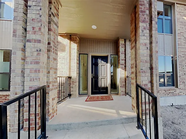 $1,895 | 10738 Park Village Place, Unit B, Dallas, TX 75230
