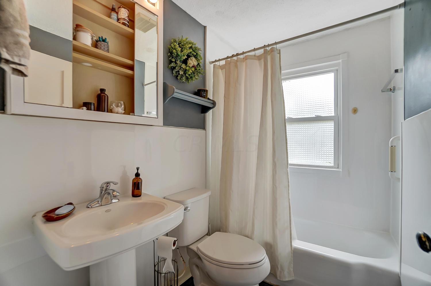 2921 Parkside Road Columbus, OH 43204 - Photo 17 of 25 Gallery Image 17