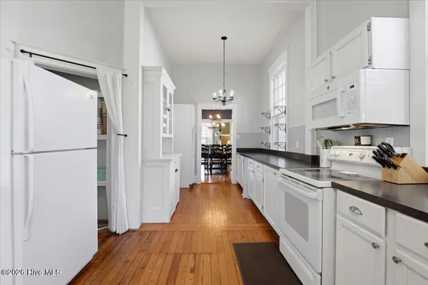 $245,000 | 129 East Railroad Street, La Grange, NC 28551