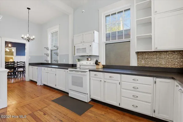$245,000 | 129 East Railroad Street, La Grange, NC 28551
