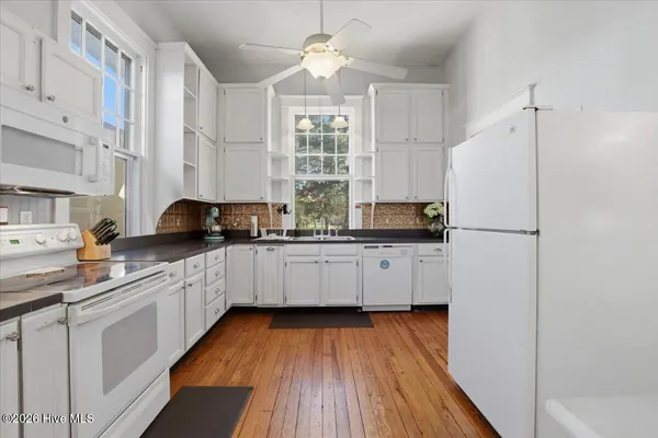 $245,000 | 129 East Railroad Street, La Grange, NC 28551