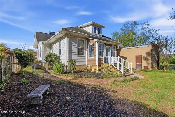 $245,000 | 129 East Railroad Street, La Grange, NC 28551