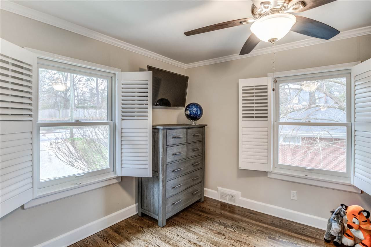2624 Wade Avenue Raleigh, NC 27607 - Photo 22 of 30 Secondary bedroom