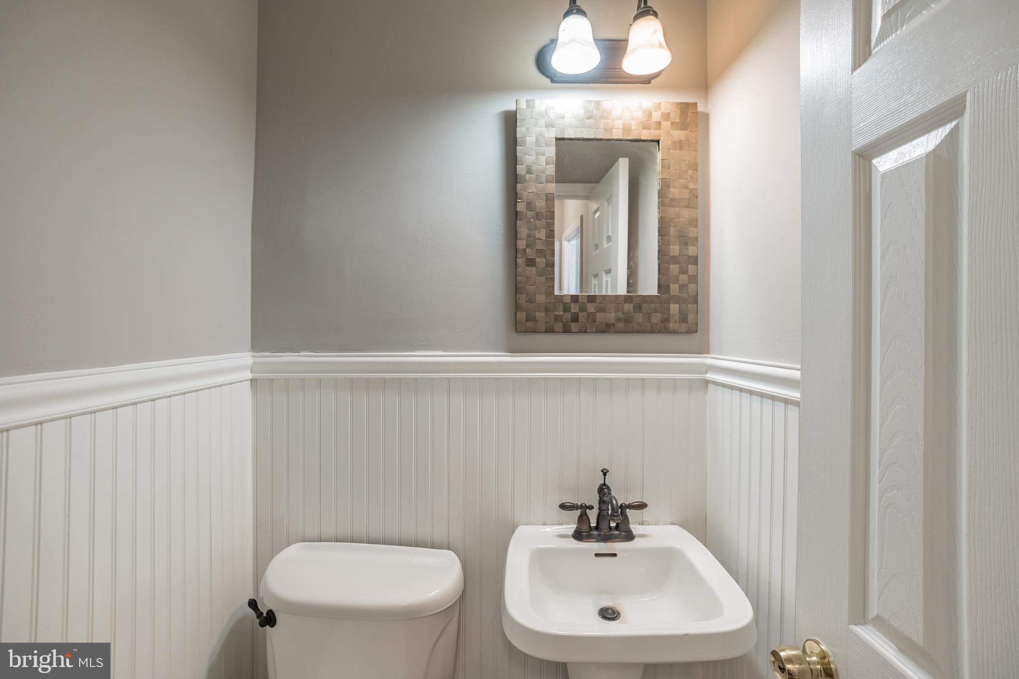 751 Hill Road Philadelphia, PA 19128 - Photo 13 of 30 Gallery Image 13