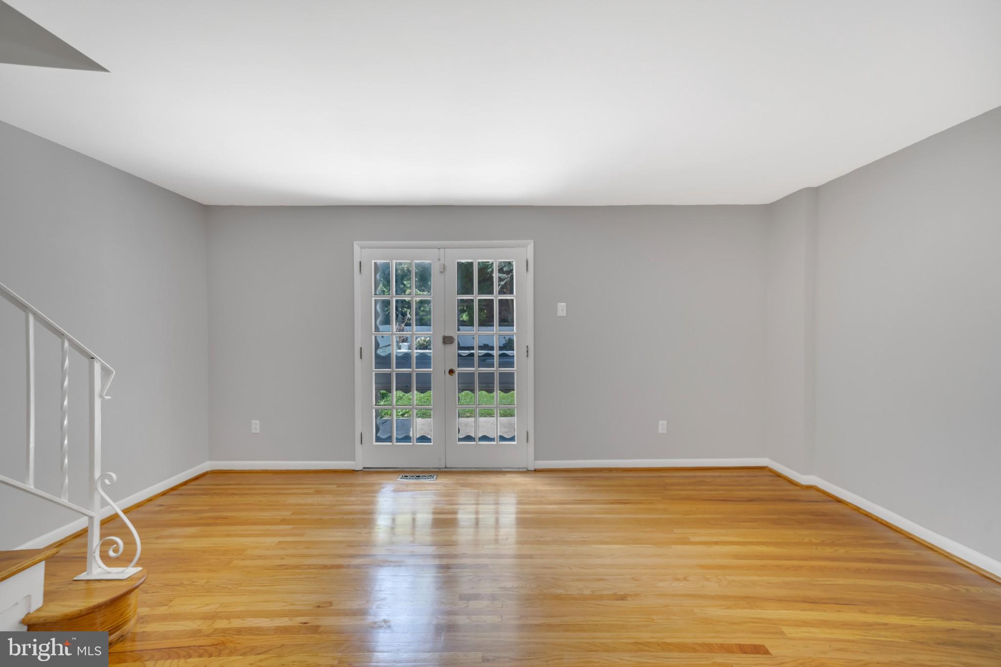 751 Hill Road Philadelphia, PA 19128 - Photo 4 of 30 Gallery Image 4