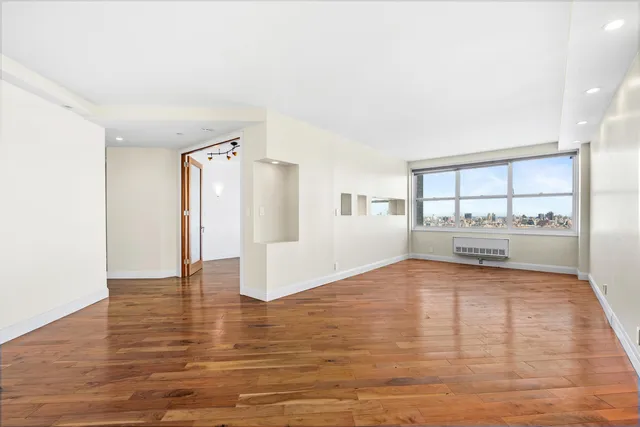 $999,999 | 7002 Boulevard East, Unit 43B, Guttenberg, NJ 07093