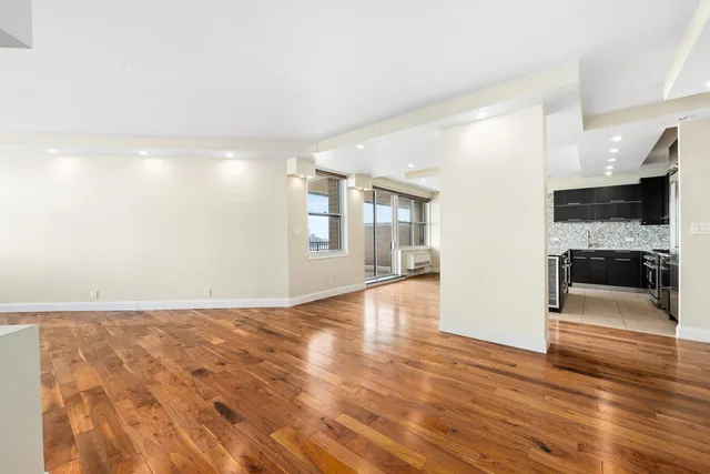 $999,999 | 7002 Boulevard East, Unit 43B, Guttenberg, NJ 07093