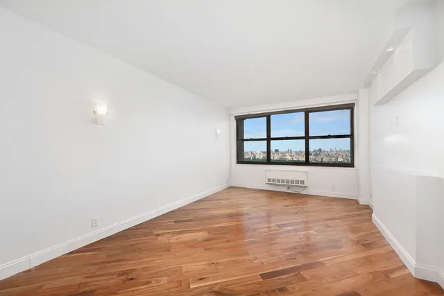 $999,999 | 7002 Boulevard East, Unit 43B, Guttenberg, NJ 07093