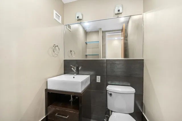 $999,999 | 7002 Boulevard East, Unit 43B, Guttenberg, NJ 07093