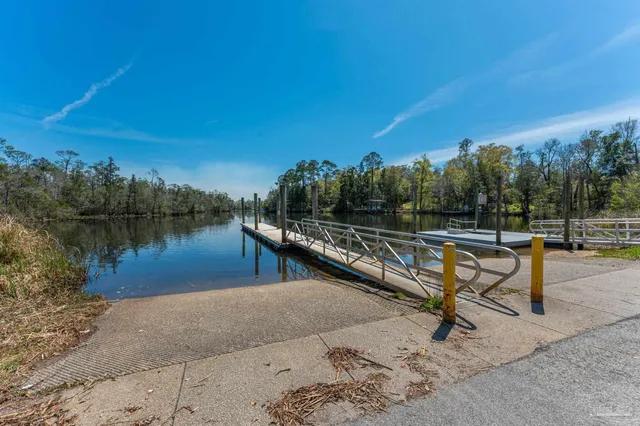 $1,600,000 | 0 Broad Street, Milton, FL 32570