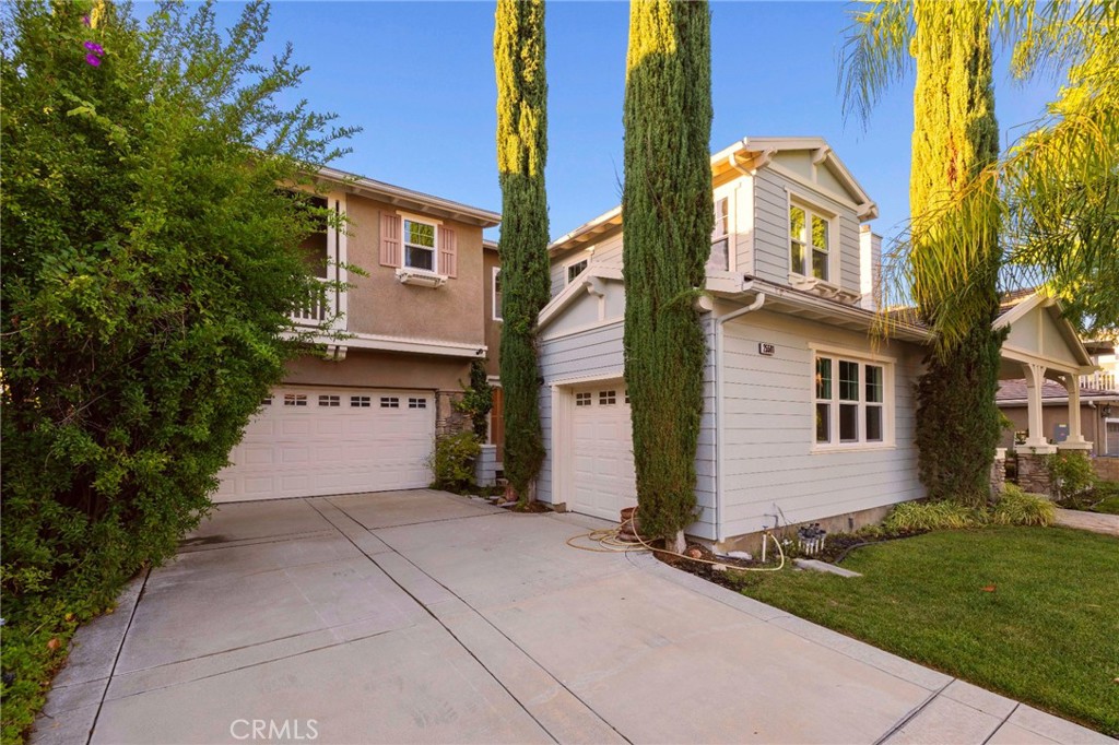 25501 Magnolia Lane Stevenson Ranch, CA 91381 - Photo 4 of 40 Gallery Image 4