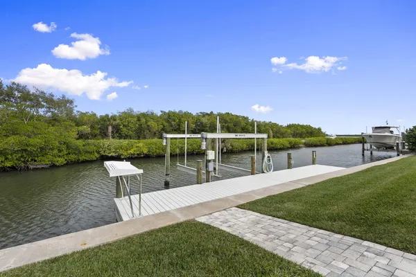 $1,499,000 | 3576 Lucia Drive, Vero Beach, FL 32967