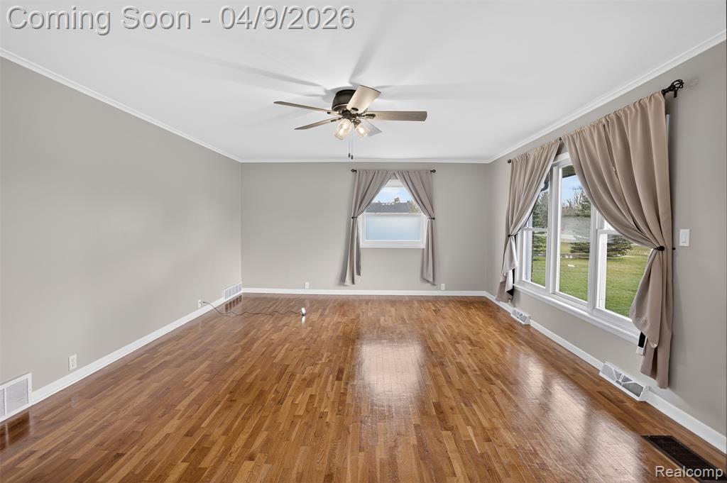 1405 Aiken Road Owosso, MI 48867 - Photo 5 of 48