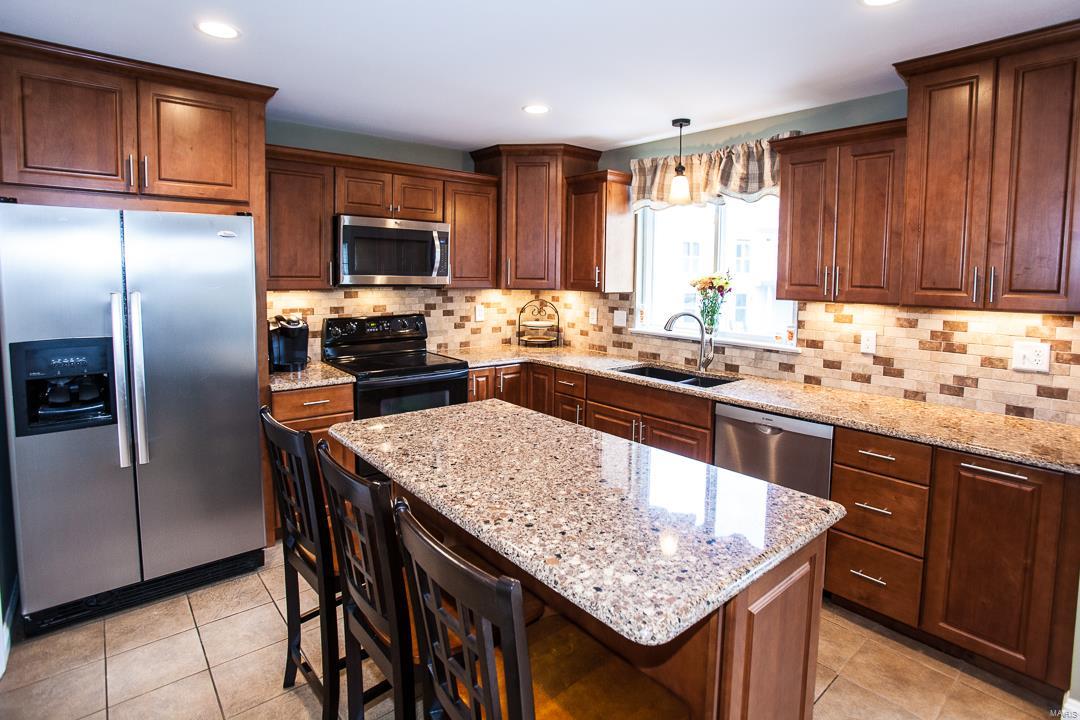4710 Rutledge Way Drive St. Louis, MO 63129 - Photo 13 of 37 Gallery Image 13