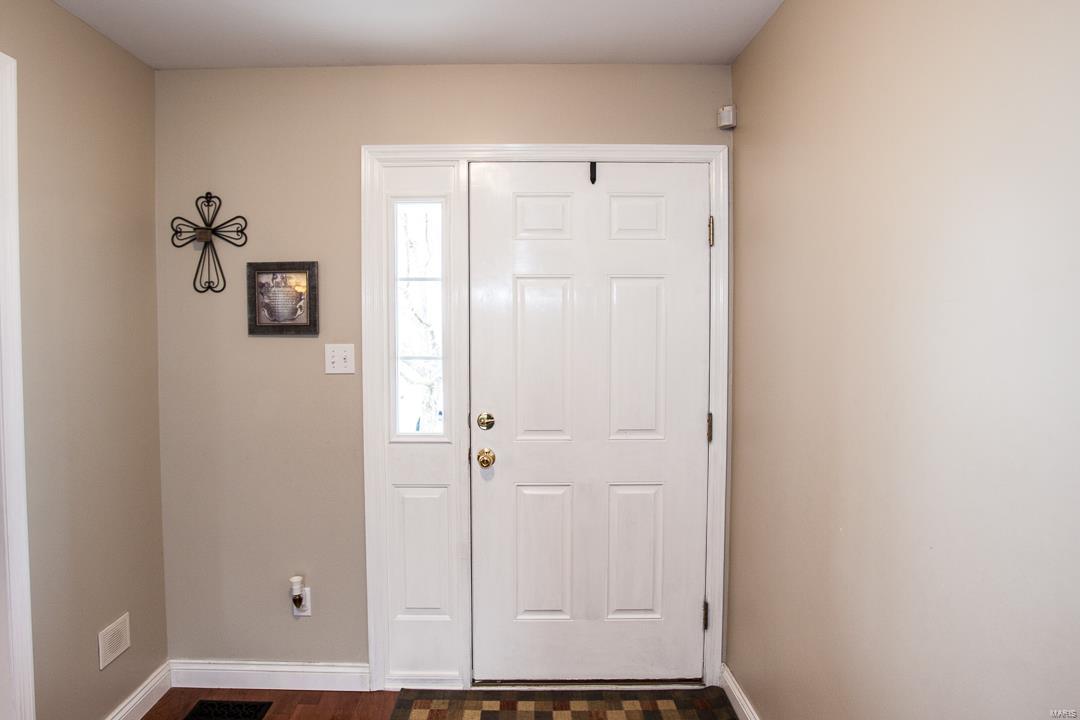 4710 Rutledge Way Drive St. Louis, MO 63129 - Photo 2 of 37 Gallery Image 2