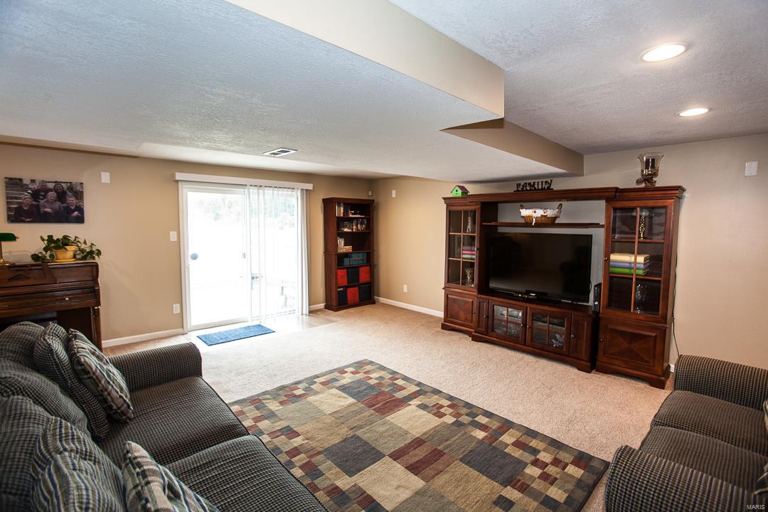 4710 Rutledge Way Drive St. Louis, MO 63129 - Photo 29 of 37 Gallery Image 29
