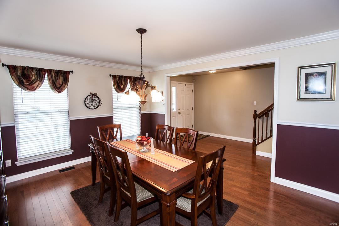 4710 Rutledge Way Drive St. Louis, MO 63129 - Photo 4 of 37 Gallery Image 4