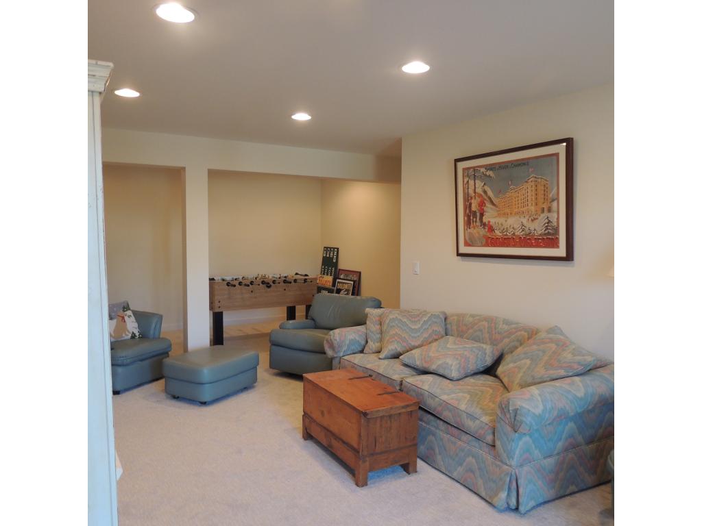 47 B Greenspring Road, Unit 47B West Dover, VT 05356 - Photo 13 of 28 Gallery Image 13