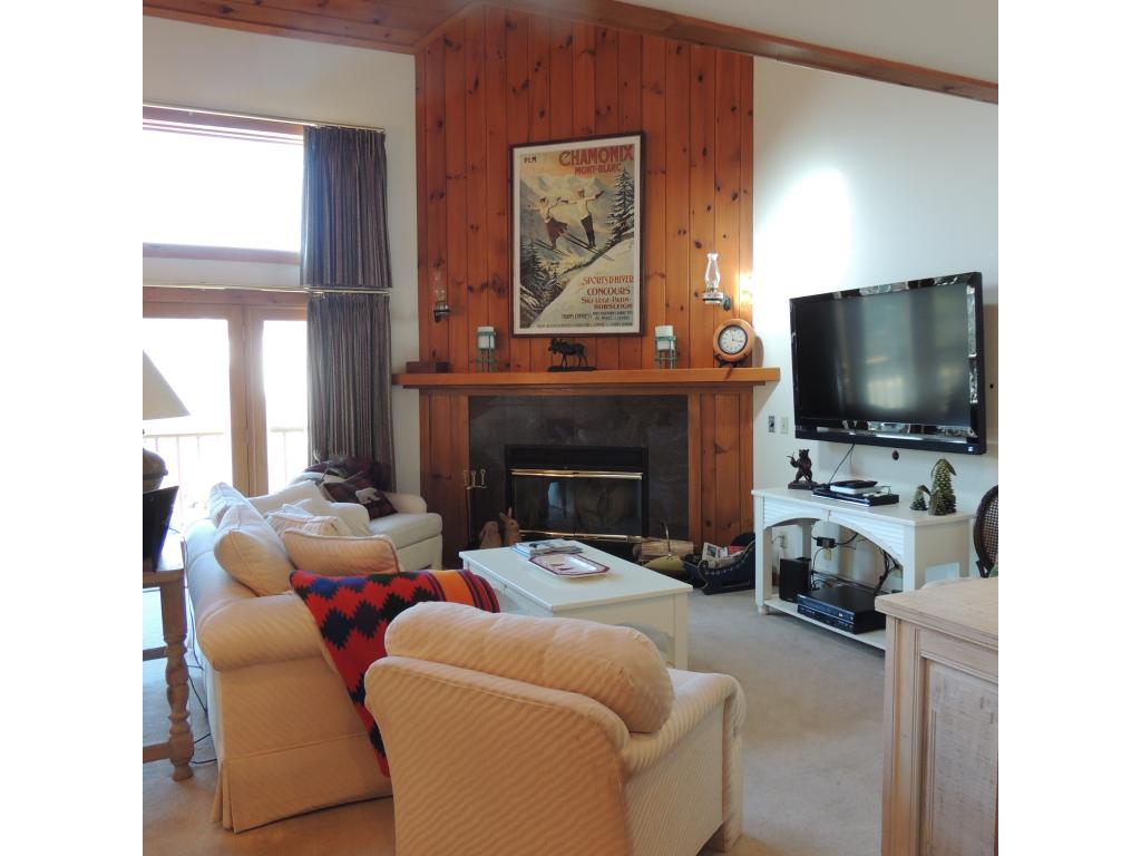 47 B Greenspring Road, Unit 47B West Dover, VT 05356 - Photo 7 of 28 Gallery Image 7
