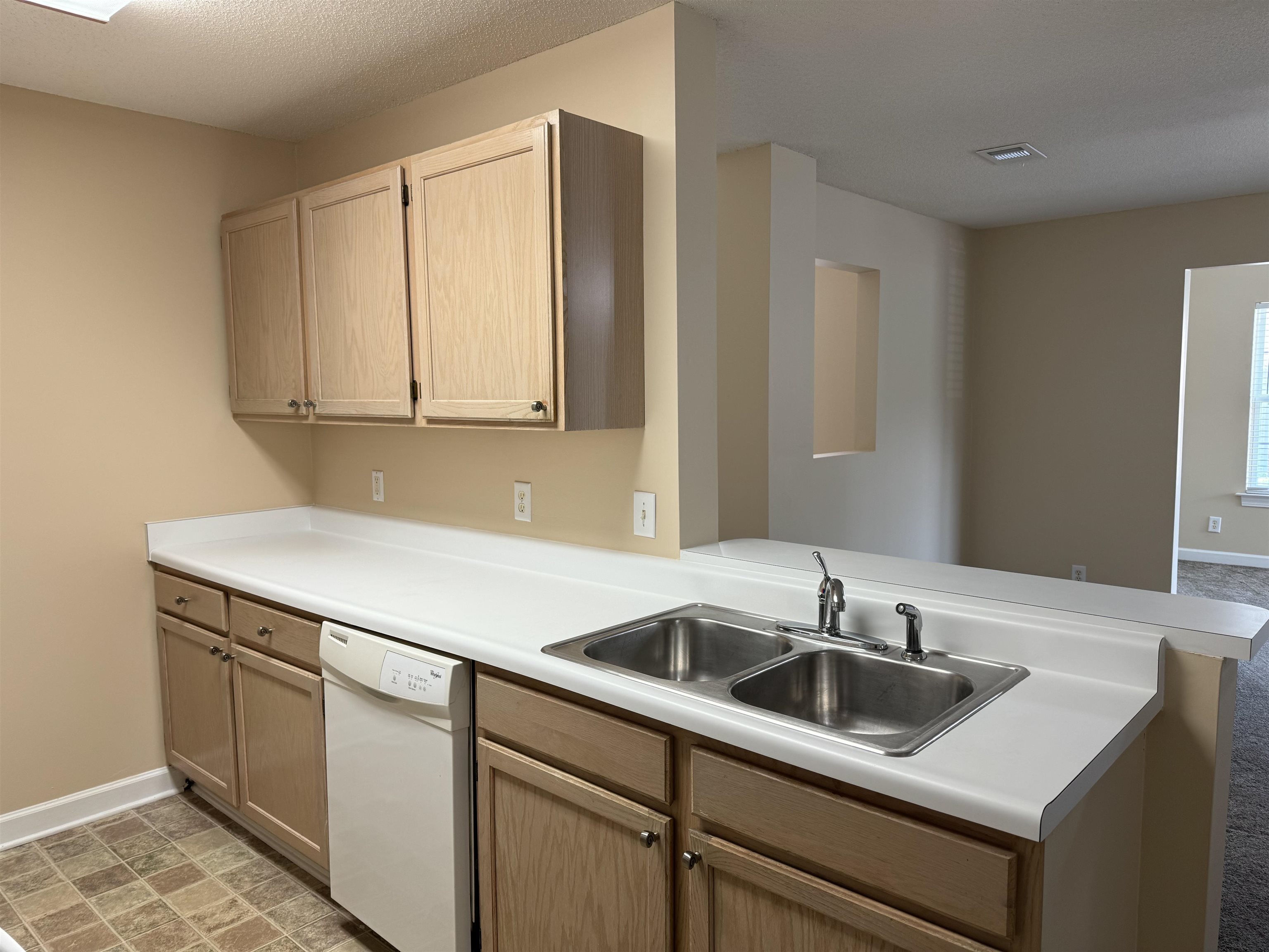 4375 Crepe Myrtle Court, Unit E Murrells Inlet, SC 29576 - Photo 9 of 46