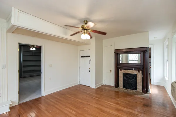 $399,900 | 929 Franklin Street, Columbus, IN 47201