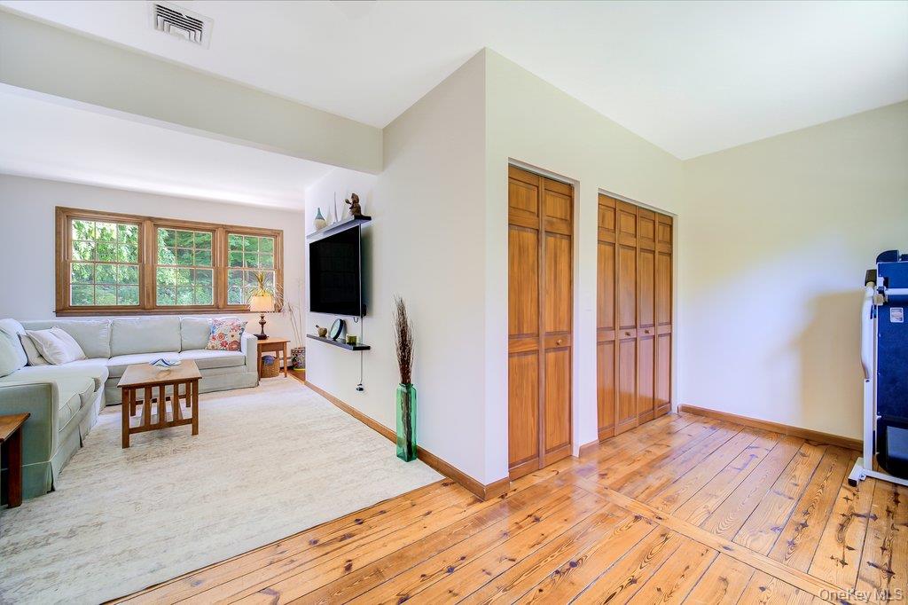 70 Van Wyck Lake Road Fishkill, NY 12524 - Photo 7 of 29