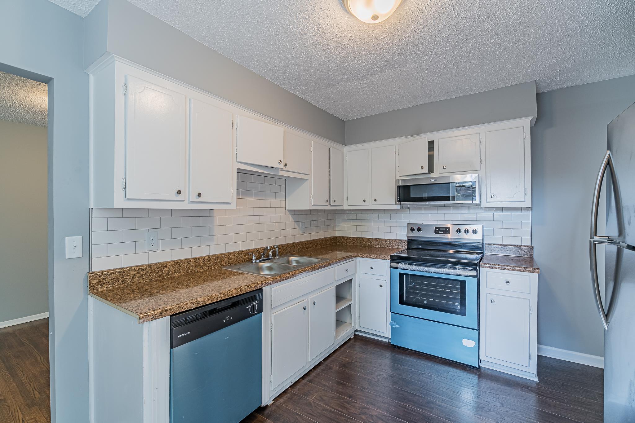 116 Bluegrass Road Clarksville, TN 37042 - Photo 7 of 21 Brand NEW appliances!