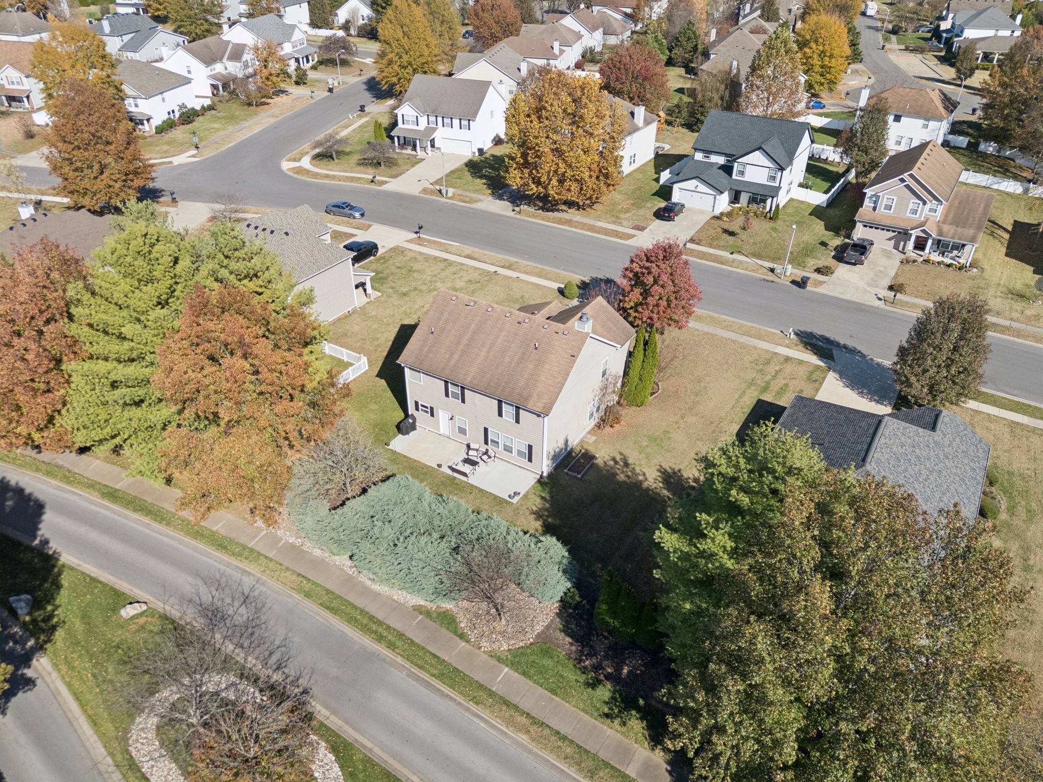 5807 Roxbury Drive Murfreesboro, TN 37128 - Photo 76 of 99 an aerial view of a house with a yard basket ball court and outdoor seating