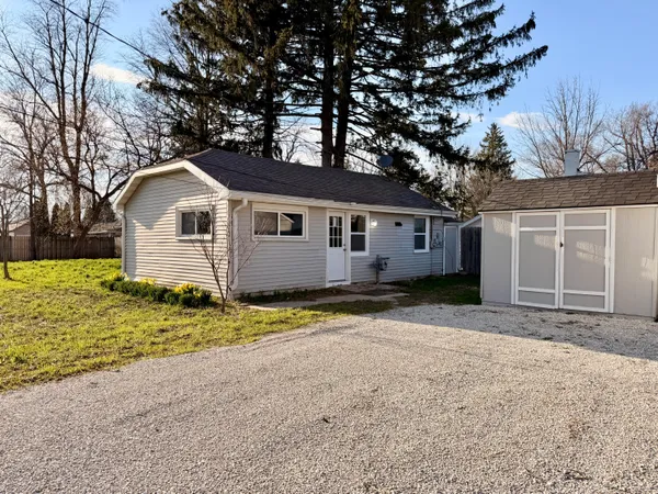 $259,900 | W1038 Geranium Road, Bloomfield, WI 53128