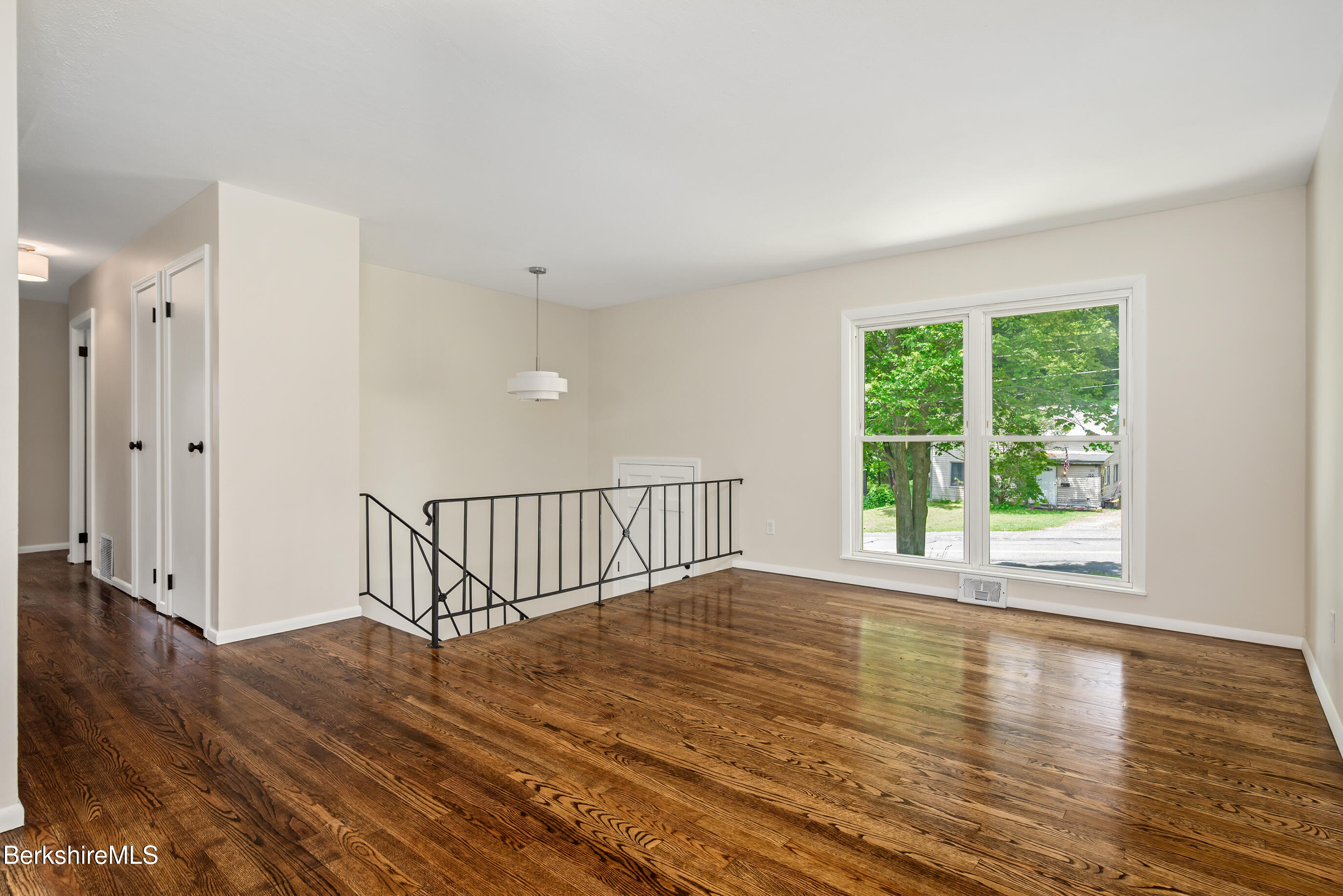 142 Franklin Street North Adams, MA 01247 - Photo 6 of 27 142-Franklin-6