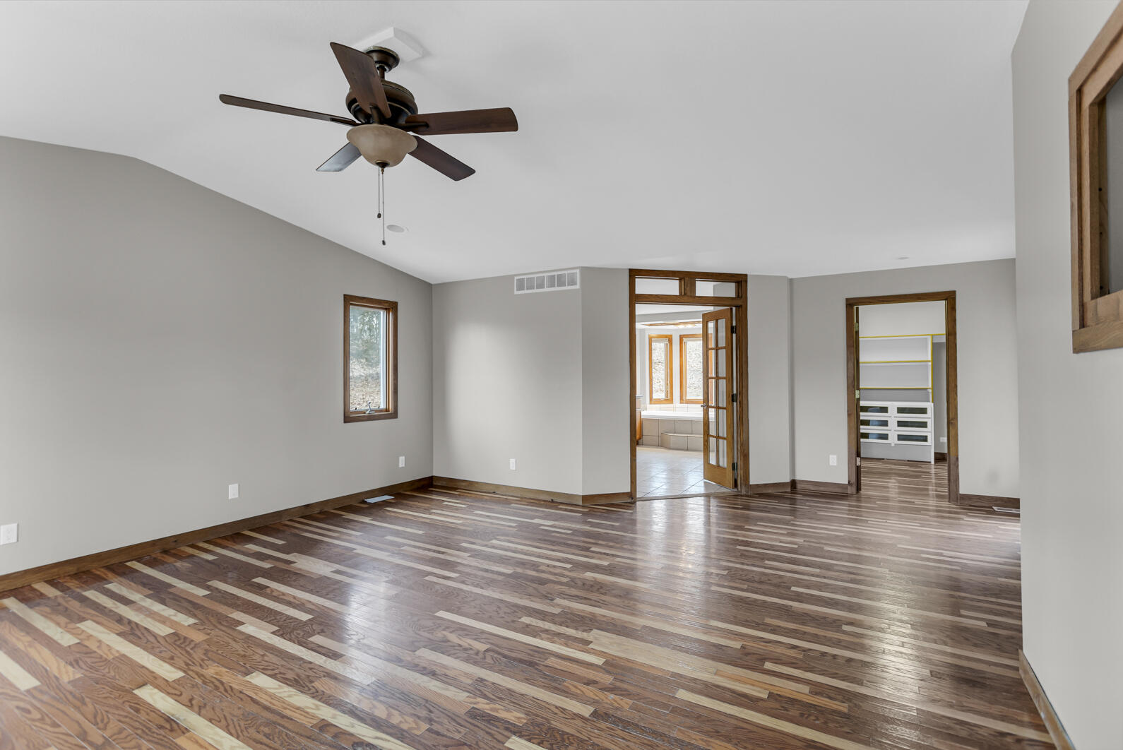 7805 Jefferson Road Brooklyn, MI 49230 - Photo 20 of 65 Primary BR #1