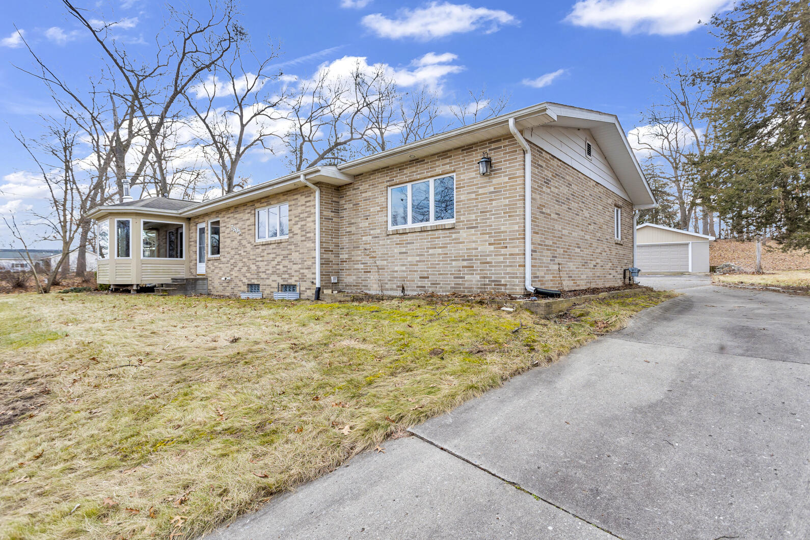 7805 Jefferson Road Brooklyn, MI 49230 - Photo 50 of 65 Brick Exterior
