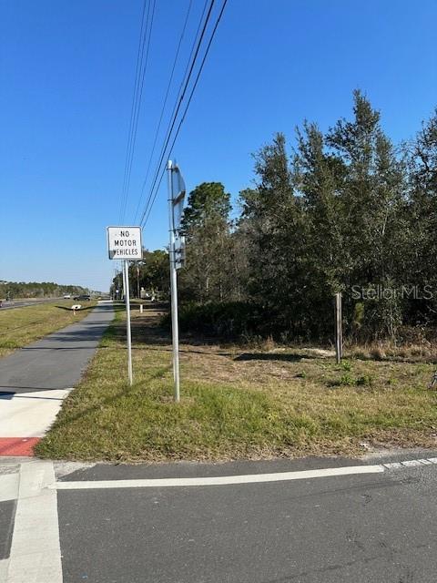 7179 West Merrivale Lane Homosassa, FL 34446 - Photo 2 of 8 a view of a backyard