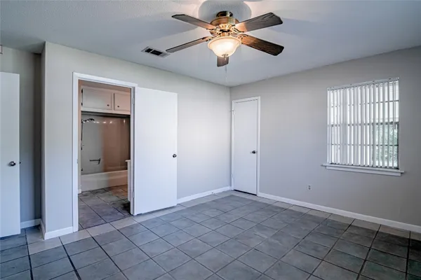 $1,500 | 295 Broadmoor Street, Trinity, TX 75862