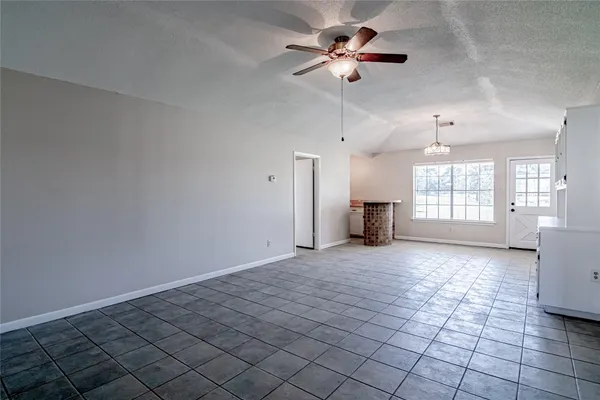 $1,500 | 295 Broadmoor Street, Trinity, TX 75862