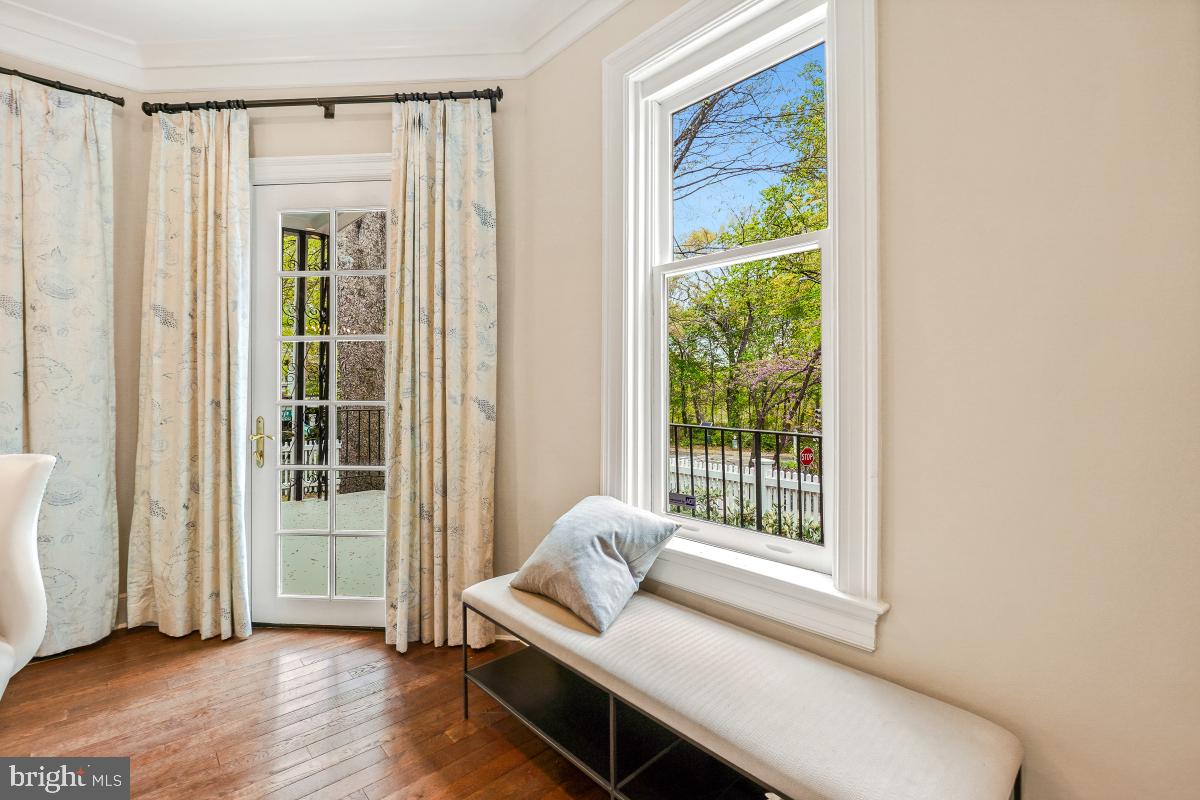 2021 Klingle Road Northwest Washington, DC 20010 - Photo 15 of 52 Gallery Image 15