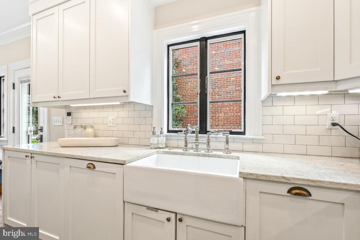 2021 Klingle Road Northwest Washington, DC 20010 - Photo 25 of 52 Gallery Image 25