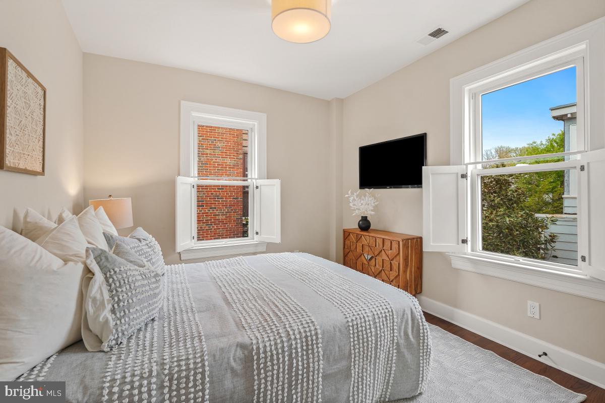 2021 Klingle Road Northwest Washington, DC 20010 - Photo 43 of 52 Gallery Image 43