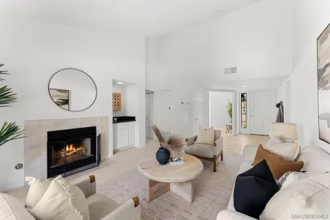 $769,900 | 3118 Vista Grande, Carlsbad, CA 92009